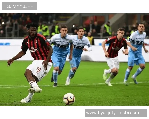 意甲争冠形势明朗国米火力强劲米兰单线作战仅差两分