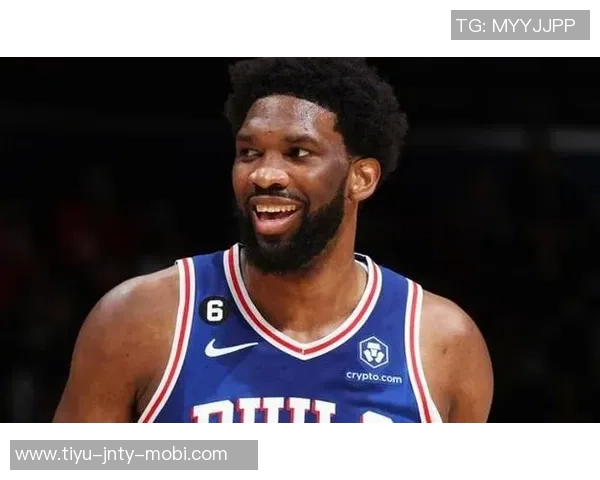 恩比德半场表现出色11投6中贡献18分3篮板2盖帽正负值10 恩比德半场表现出色11投6中贡献18分3篮板2盖帽正负值10