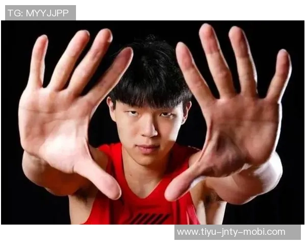 杨瀚森工作室:在艰难中前行保持平和心态不断追求自我提升 杨瀚森工作室:在艰难中前行保持平和心态不断追求自我提升