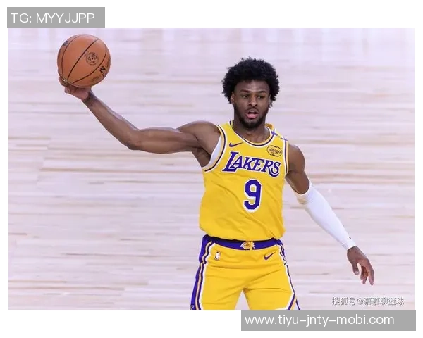 詹姆斯谈布朗尼独立生活亲子交流减少感慨万千